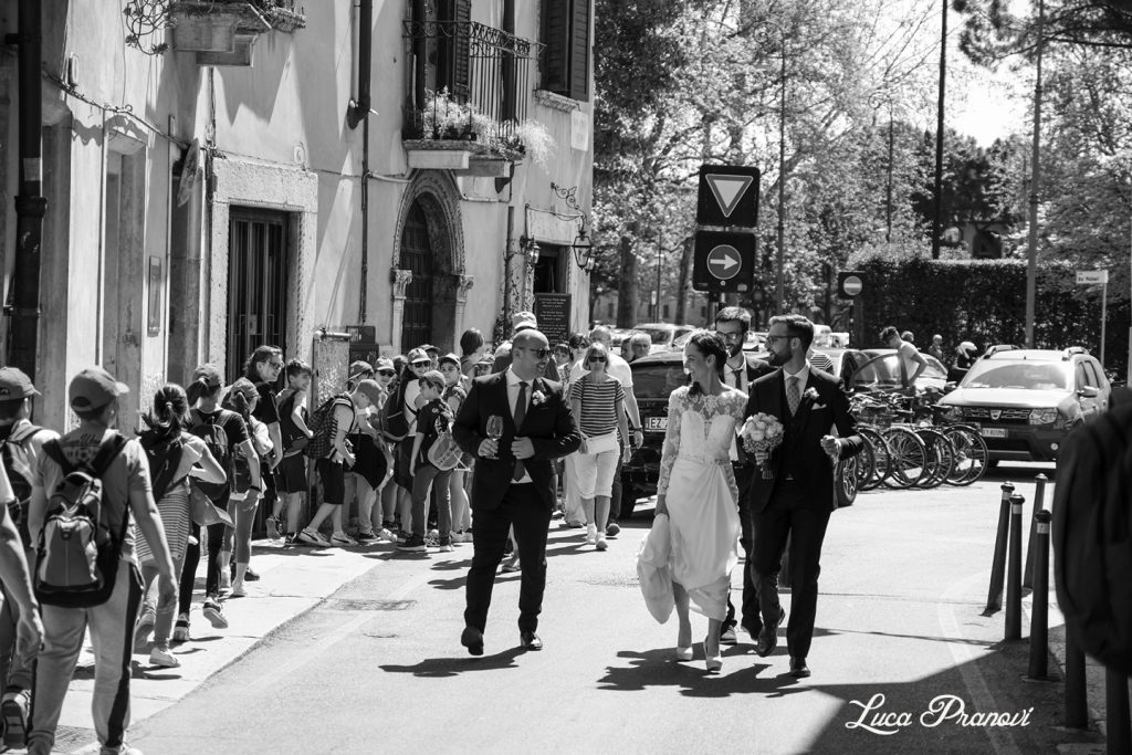 street wedding photography
