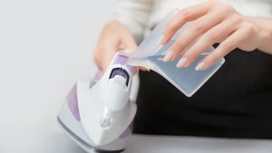 Come stirare senza fatica: ecco il segreto della nonna